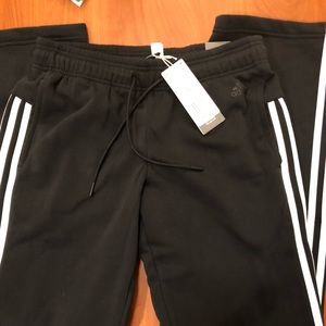 Woman’s Adidas Pants Small